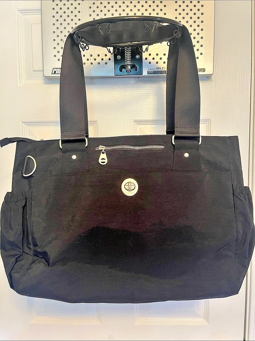 baggallini Black Tote Bag
Weekender